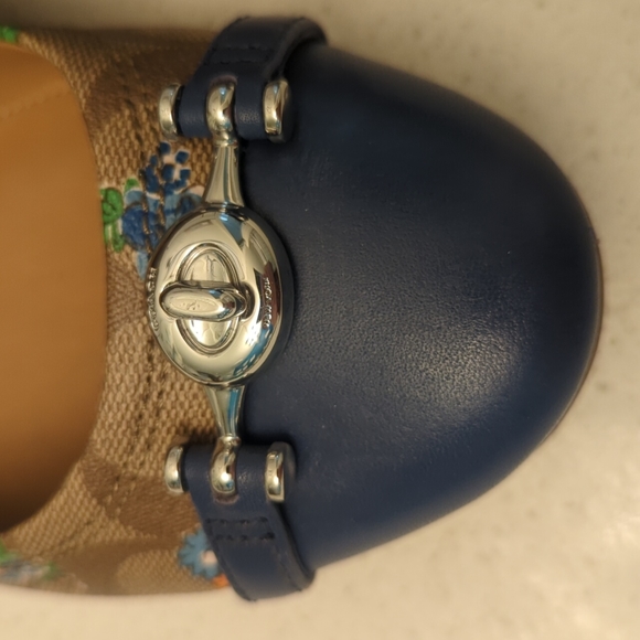 Coach slip on shoes Size 7.5 - Picture 3 of 5